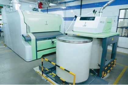 Airjet spinning technology in textile manufacturing